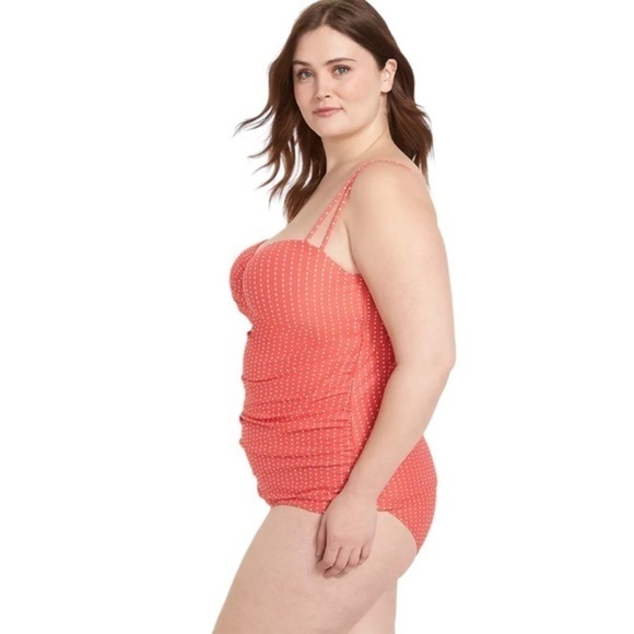 Lane Bryant Underwire Textured Dot Fitted Swim Tankini Top - Starfish Coral Dots - Picture 2 of 4